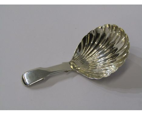 GEORIAN SILVER CADDY SPOON, fiddle pattern with shell bowl, London circa 1780 