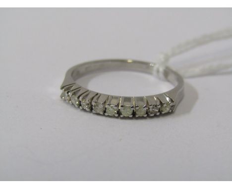 18CT WHITE GOLD DIAMOND ETERNITY STYLE RING, size N 