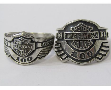 2 SILVER HARLEY DAVIDSON STYLE RINGS, both large sizes, approx. 26grms combined weight 