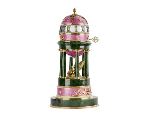 Hochbedeutendes Unikat einer Kolonnaden-UhrIm Stil von Peter Carl FabergéSankt Petersburg 1846 - 1920 SchweizRusslandUm 2000H