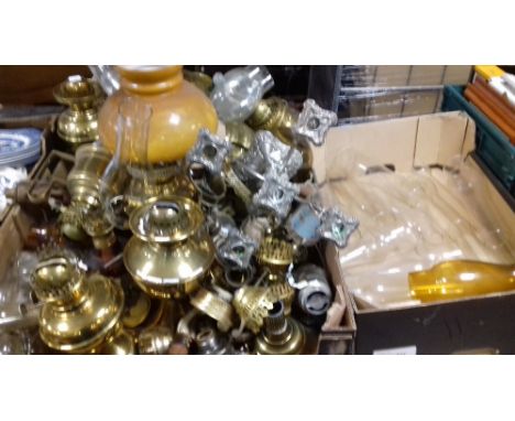 A LARGE QUANTITY OF PARAFFIN AND OIL LAMPS AND A BOX OF LAMP FLUTES ETC.