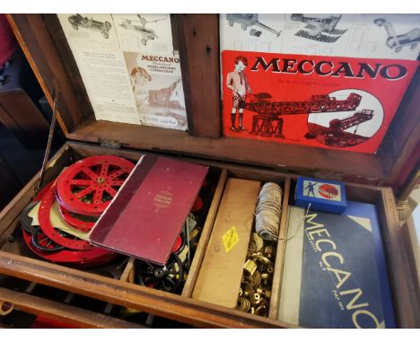 Extensive Boxed Early Vintage Meccano Toy Building Collection - 70x31x41cm