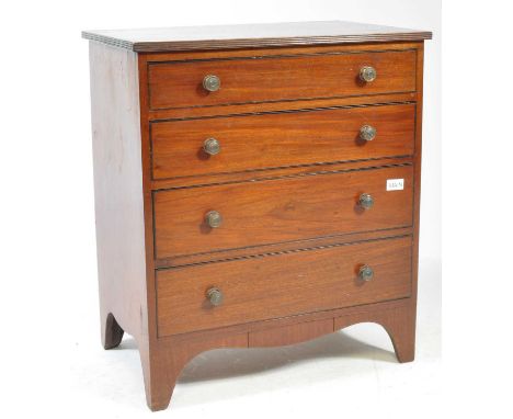 19th century George III mahogany bachelors chest of drawers. Raised on bracket feet with a bank of four short drawers having 