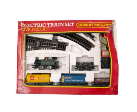 Hornby OO/HO gauge R.689 GWR Freight Set: (playworn)