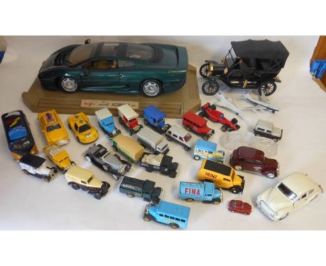 Maisto, Days Gone and other, a small collection of unboxed diecast vehicles: various scales, including delivery vans, saloon 