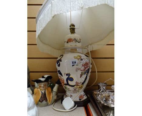 A large Mason's Mandalay table lamp and shade Condition reports provided on request by email for this auction otherwise items