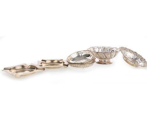 GROUP OF CONTINENTAL AND BRITISH SILVER ITEMS, including a silver letter knife by Dansk Guldindustri, a cream ladle, bon bon 
