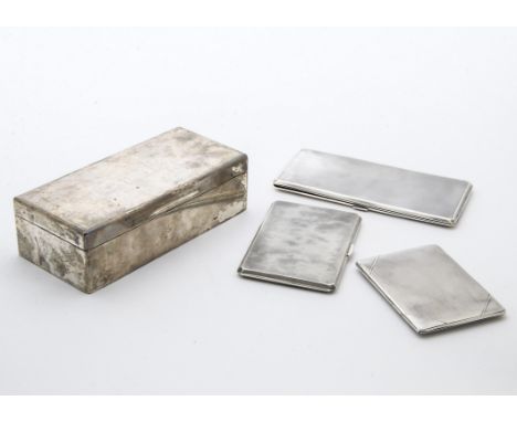 A large Art Deco silver cigarette box, together with four further Art Deco silver cigarette cases (5) 