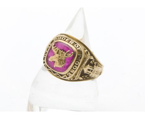 A 1980s US yellow metal fraternity style ring, marked for Loyal Order of the Moose, marked 10k, 12.3g, together with other je