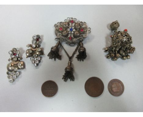 A small collection of antique Russian jewellery and coins,  the pieces were brought out of Russia circa 1919, thence by desce