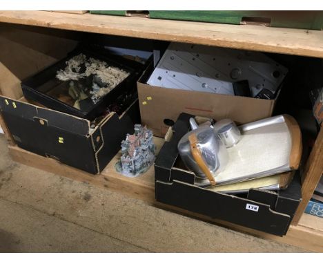 A shelf of assorted to include Picquot ware