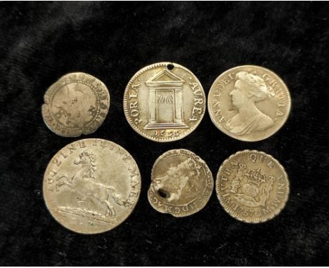 17th-19th century world silver coins to include a Vatican States Pope Innocent XII 1 Giulius, a Charles II hammered 2d c1658,