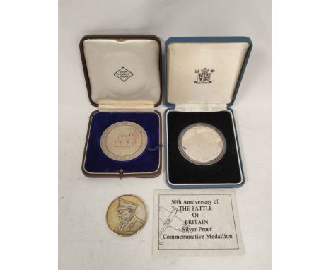 Great Britain. Three commemorative sterlng silver medals relating to Churchill and WW2. To include a Battle of London 1944 si