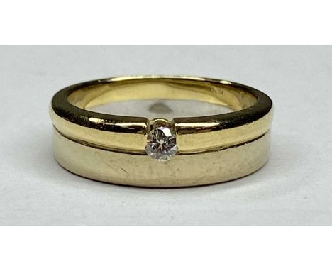 WHITE/YELLOW GOLD SOLITAIRE DIAMOND RING, size K, stamped 750, 5.3gmsProvenance: deceased estate Conwy