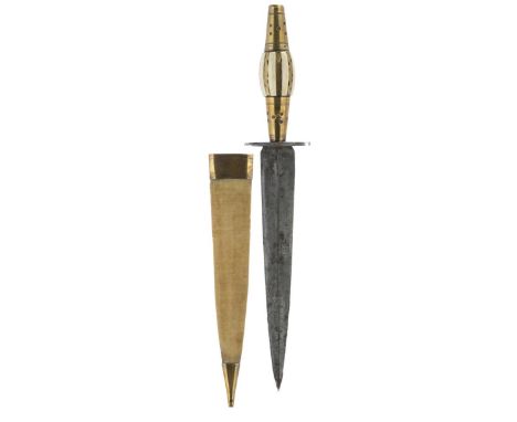 A LATE 19TH OR EARLY 20TH CENTURY SPANISH ALBACETE DAGGER, 16.5cm flattened diamond section blade etched with scrolling folia