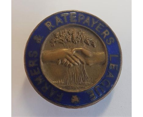 Ireland - (National) "Farmer's & Ratepayer's League" Membership Badge, the brass and enamel badge stamped "Offaly" and "304" 