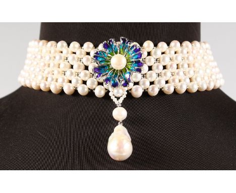 A SILVER WIDE PEARL CHOKER.