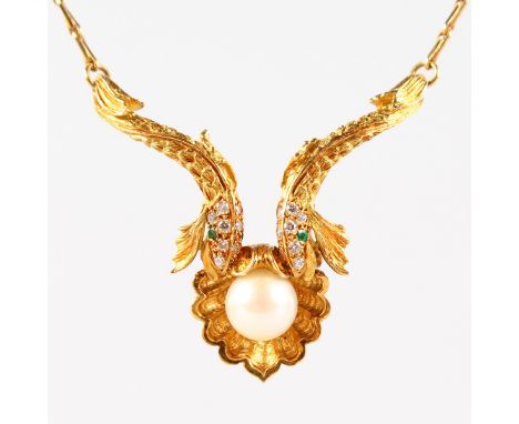 A GARRARD & CO YELLOW GOLD SHELL WITH PEARL AND DIAMOND NECKLACE in original Garrard & Co box.