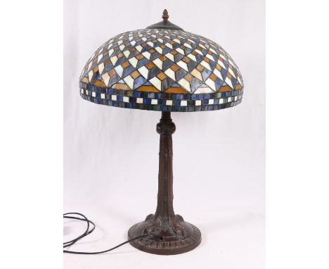 Tiffany style table lamp with leaded stained glass shade, 63cm.