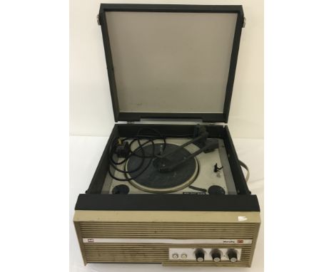 A Vintage Murphy BSR A852G portable record player. Serial Number 781/0532.