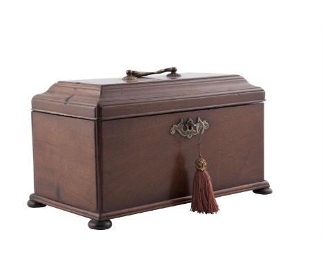 A GEORGE III MAHOGANY RECTANGULAR TEA CADDY, with flat domed lid and fitted brass handle, enclosing an interior with triple c