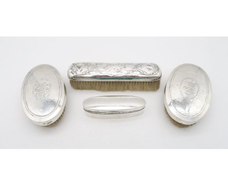 A collection of silver including a silver trinket box, by Frederick Field, Birmingham, two silver clothes brushes, by John Al