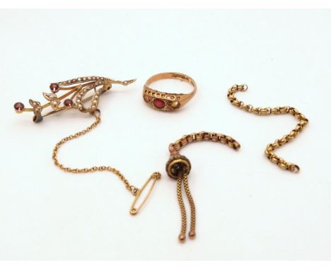 A 9ct garnet &amp; pearl brooch, a 9ct gem set ring (af) together with two items of yellow metal weight together 8.6gms Condi