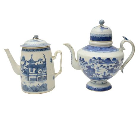 A Chinese Export porcelain pedestal tea pot with another Chinese Export examplecirca 1800with an associated domed lid, the ba