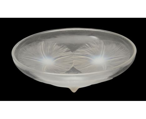 Rene Laique (1860-1945) A Volubilis pattern opalescent glass bowl No 383., moulded signature R. Lalique diameter 21.5 cmCondi