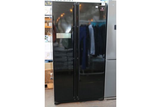 One Samsung American Style Double Door Fridge Freezer In