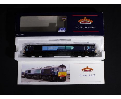 Model Railways - Bachmann OO gauge class 66 diesel locomotive 32-976DC, loco appears to be in near mint to mint condition wit