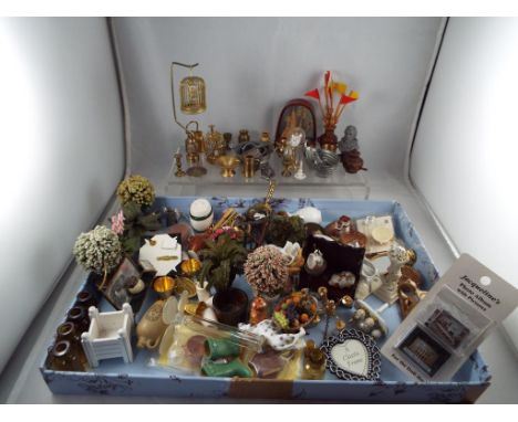Dolls House accessories - in excess of 50 quality miniature dolls house accessories to include a collection of heavy metal it
