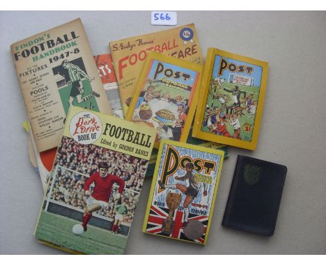 A collection of Nottingham/South Yorkshire items, to include Nottinghamshire Post Annuals, plus ther associated memorabilia f