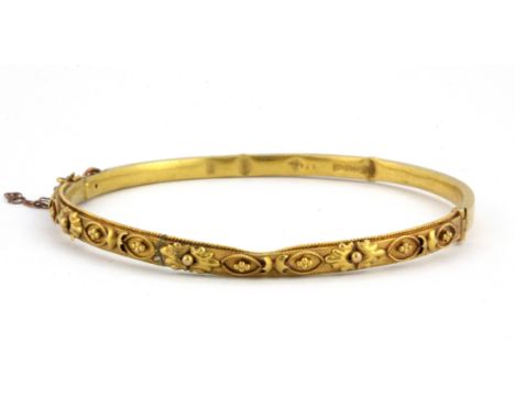 A boxed 15ct yellow gold bangle, Dia. 55cm, (a/f), W. 5.1g.