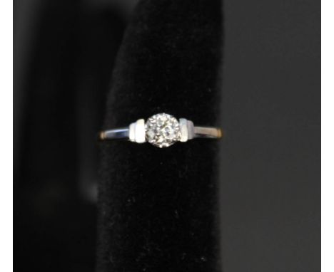 An 18ct platinum set solitaire diamond ring, size L