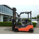2013 TOYOTA 8FBMT20 4-WHEEL ELECTRIC FORKLIFT – 2,000KG CAPACITY**(INCLUDES CHARGER)**