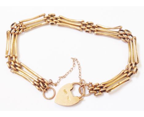 A rose metal three bar gate-link bracelet