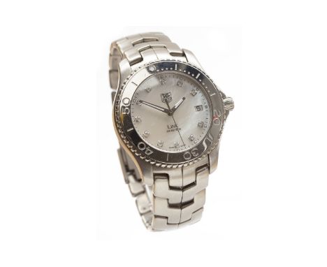 GENTLEMAN'S TAG HEUER LINK 200 METERS STAINLESS STEEL QUARTZ WRIST WATCHthe round mother of pearl dial with applied diamond d