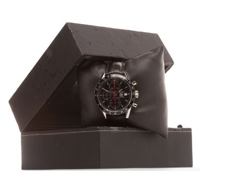 GENTLEMAN'S TAG HEUER CARRERA AUTOMATIC STAINLESS STEEL WRIST WATCH the round black dial with applied stainless steel bordere