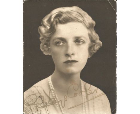 Gladys Cooper signed 6 x 4 portrait photo. Good Condition. All signed pieces come with a Certificate of Authenticity. We comb