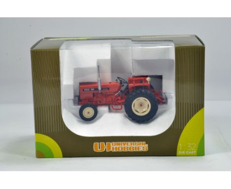 Universal Hobbies 1/32 Renault 551 Tractor. M in Box.