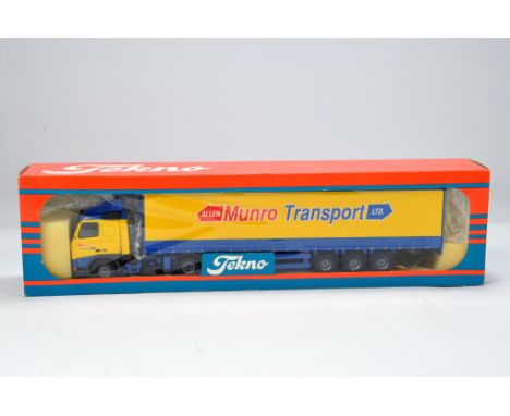 Tekno 1/50 Diecast Truck Issue. The British Collection. Volvo FH 420 Curtainside. Munro Transport. NM to M in Box.