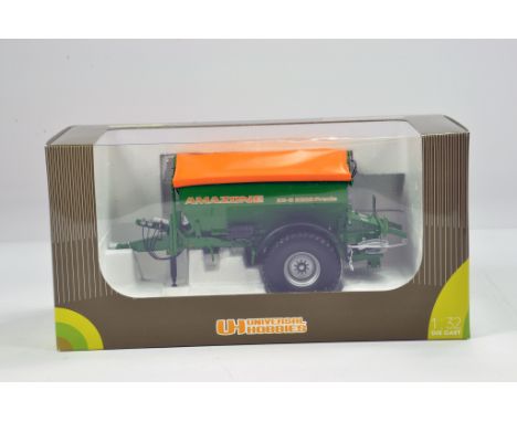 Universal Hobbies 1/32 Amazone Spreader. M in Box.