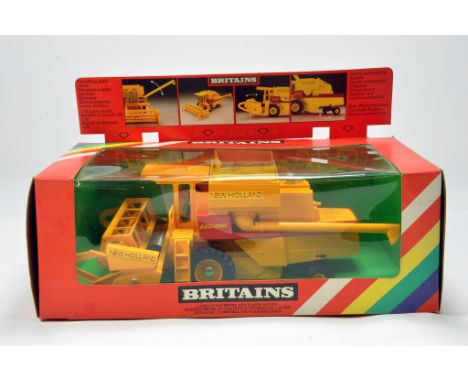 Britains 1/32 Britains New Holland TR85 Combine. NM to M in E Box