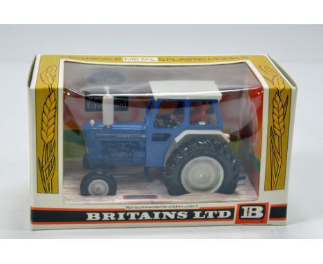 Britains 1/32 Ford 6600 Tractor. Fine example is NM to M in E Box.