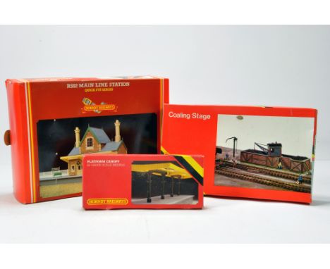 Hornby OO Gauge R592 Mainline Station, Platform Canopy and Coaling Stage. NM to M in Boxes. (3)