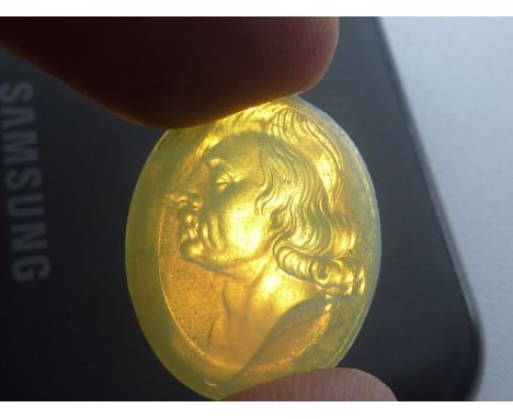 Rare glass intaglio portrait possibly Cromwell indistinctly signed probably by Warner,  c1800, 22mm x 17mm.