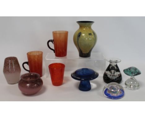 Ten small pieces of Art Glass including Caithness, Vasart and Sark glass. (10). 