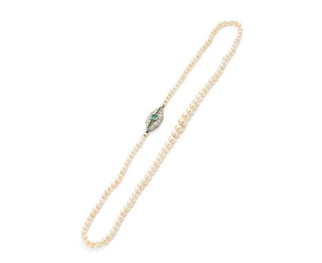 Composed of a single strand of graduated 2.9-6.1mm pearls, the clasp collet set with a square step-cut emerald, between calib