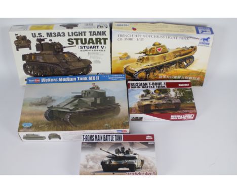 Bronco Model, AFV Club, Modelcollect, Hobby Boss - Five boxed plastic model tank kits in various scales. Lot consists of Bron